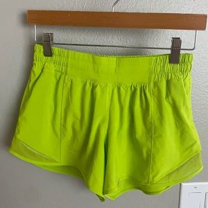 Lululemon Hotty hot short 4”